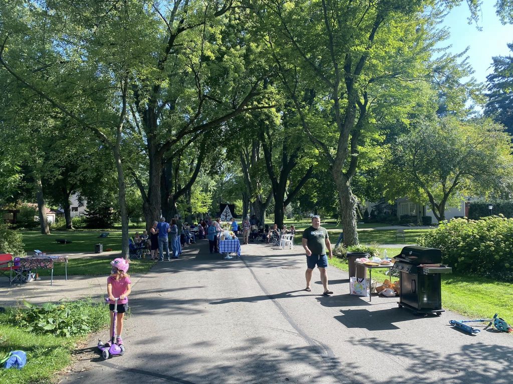 Annual Picnic / Meeting on Oakland, 2023
